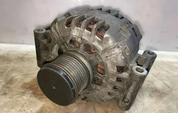Mercedes-Benz C W203 Generator/alternator A2711540902