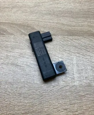 Volkswagen Touareg I Keyless system antenna 3D0909141E