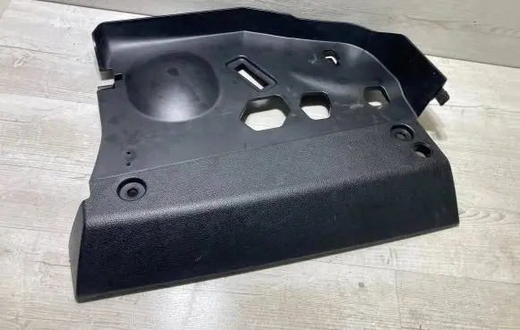 Dashboard lower bottom trim panel