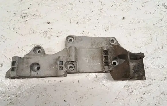 Audi A3 S3 8P Engine mounting bracket 06A903143P