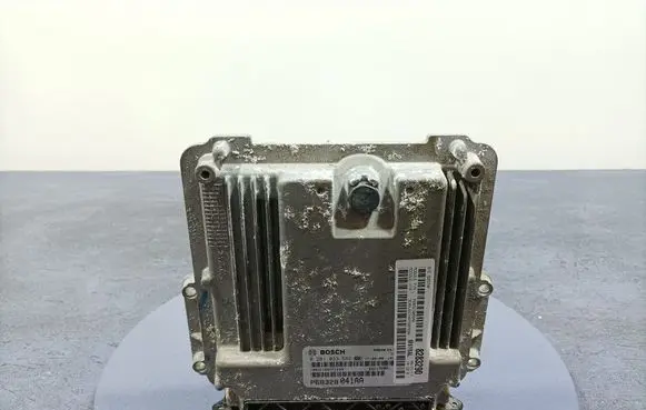 Jeep Compass Engine control unit/module ECU P68328041AA