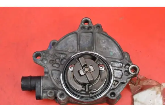 BMW 7 F01 F02 F03 F04 Vacuum pump 7547024