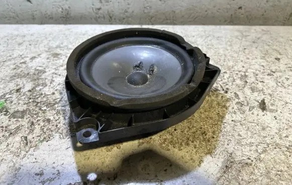 Lexus RX 450H Panel speaker 861600E330 650H1