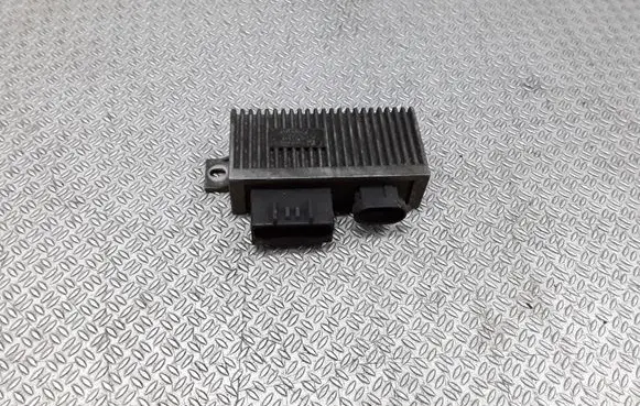 Renault Kangoo I Glow plug pre-heat relay 7700111525