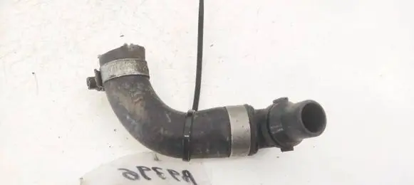Mercedes-Benz E W211 Engine coolant pipe/hose
