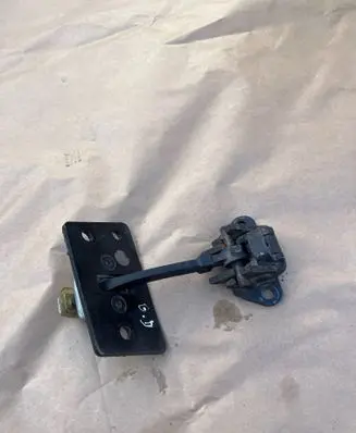 Volkswagen Transporter - Caravelle T5 Loading door lock loop/hook striker 7H0827794BA