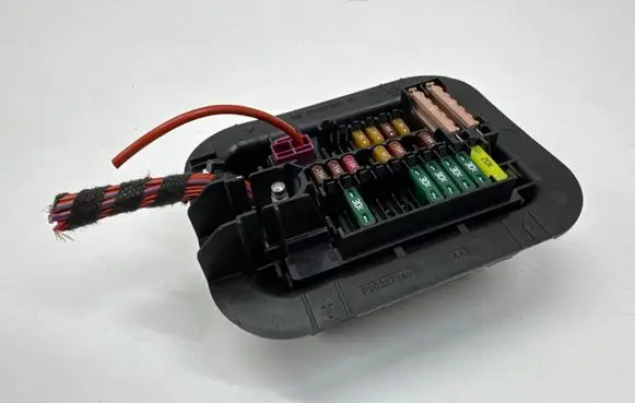 Mercedes-Benz C W206 Fuse module A2239060802