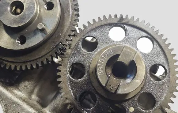Toyota Avensis T250 Engine head