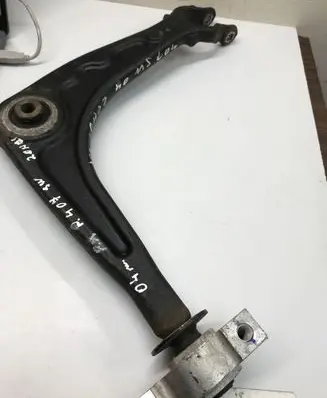 Peugeot 407 Front lower control arm/wishbone