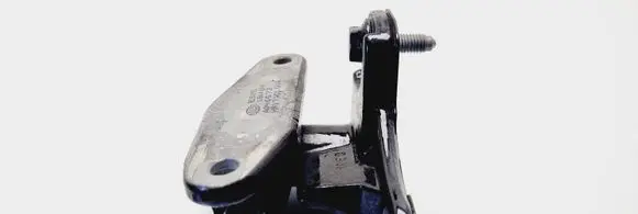 Mercedes-Benz SLC R172 Front door lower hinge A046572