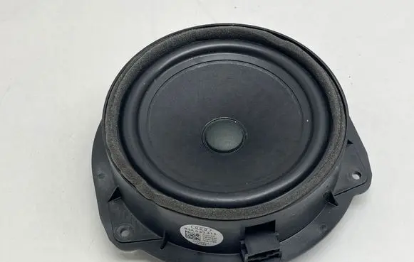 Audi Q3 F3 Rear door speaker 83A035411