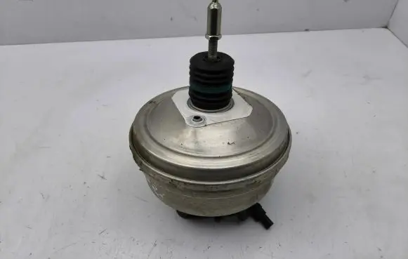 Audi A6 S6 C7 4G Brake booster 4G2612103K 5Q0906207