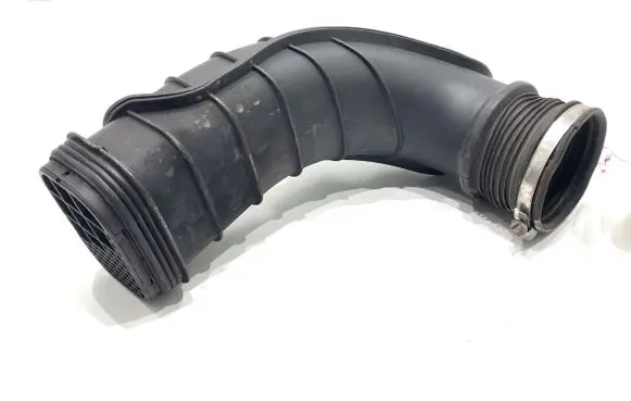 BMW 5 F10 F11 Air intake hose/pipe 8508047