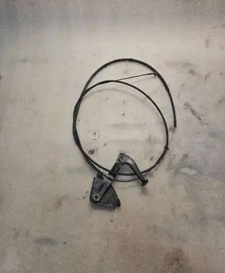 Engine bonnet/hood lock release cable