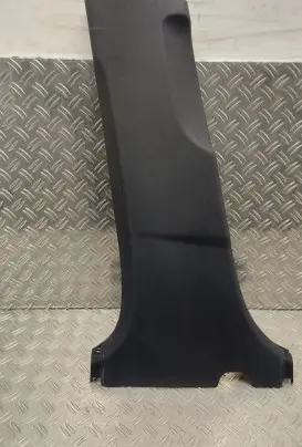 Toyota Auris 150 (B) pillar trim (bottom) 6241402080