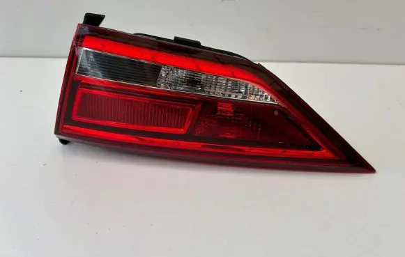 Audi A3 S3 8V Tailgate rear/tail lights 8V5945076