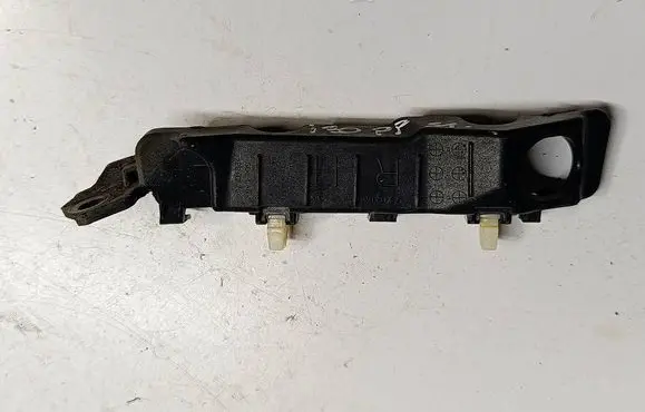 Hyundai i30 Front bumper mounting bracket 86516A6000