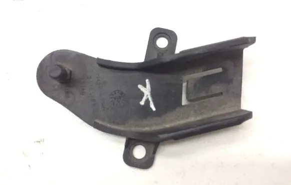 Volkswagen Touareg I Other engine bay part 7P6805065C