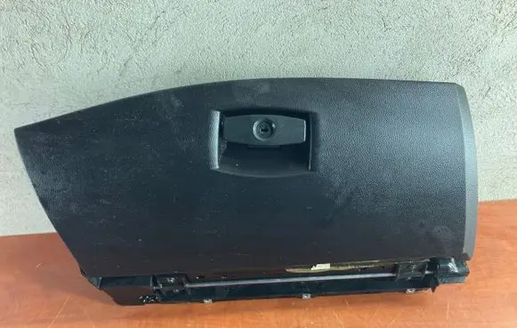 BMW 5 E60 E61 Glove box 51167034080 121451