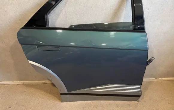 Hyundai Ioniq 5 Rear door 