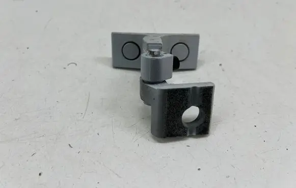 Mercedes-Benz GLA H247 Front door upper hinge