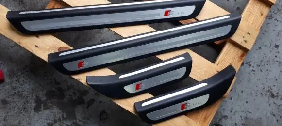 Audi Q5 SQ5 sill trim set (inner) 