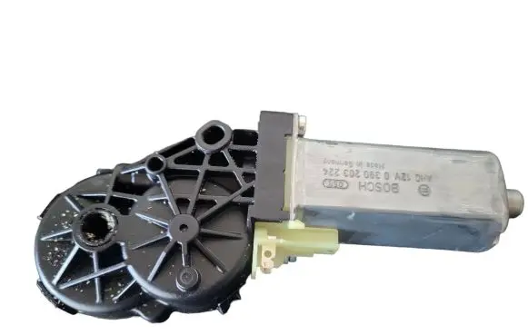Volkswagen PASSAT B6 Seat adjustment motor 0390203224