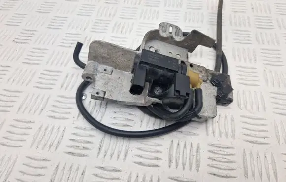 Volvo S60 Turbo solenoid valve 31293964 70232502 31293427