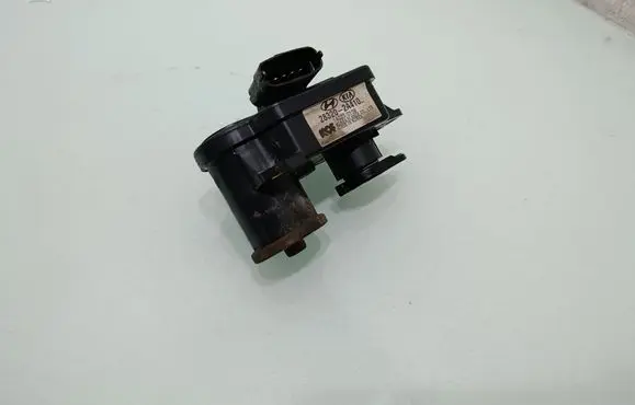 KIA Sportage Intake manifold valve actuator/motor 283202A410