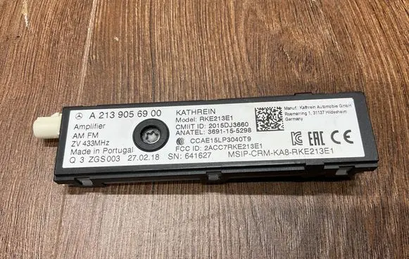 Mercedes-Benz E W213 Aerial antenna amplifier A2139056900