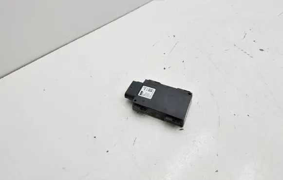 BMW 5 G30 G31 G38 Blind spot module 6890434 28602286 20973210