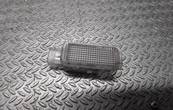 Volkswagen PASSAT B6 Front door interior light 4B094741