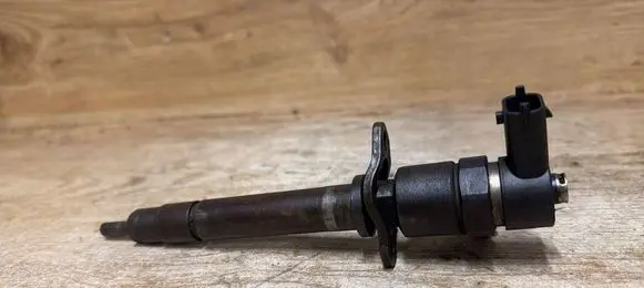 Volvo XC90 Fuel injector 0445110078