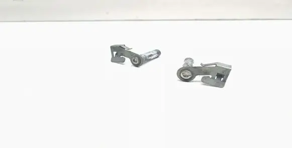 BMW 1 F20 F21 Gear shift cable bracket 7529078