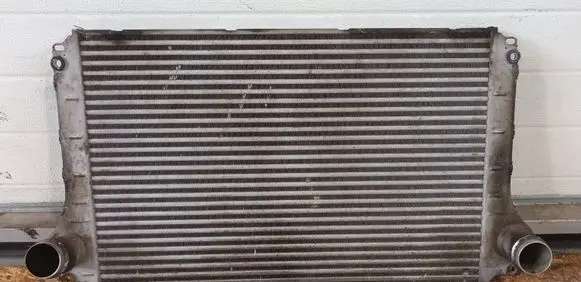 Toyota Avensis T250 Intercooler radiator