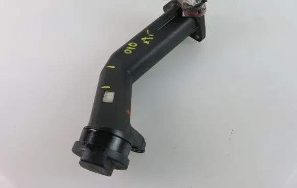 Mercedes-Benz A W168 Oil fill pipe A6680160029