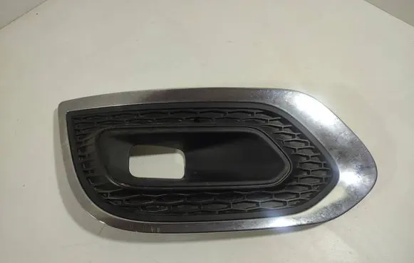 Renault Kadjar Front fog light trim/grill 261A30096R