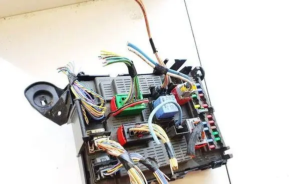 Citroen C8 Fuse box set 00046100e 14784818080