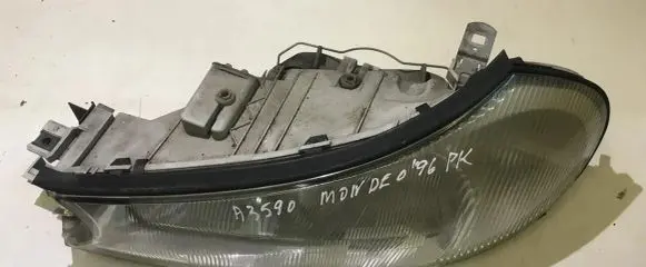 Ford Mondeo MK II Headlight/headlamp 1305235322