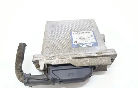 Mitsubishi Carisma Engine control unit/module R04080007D 7700867274 2034571200