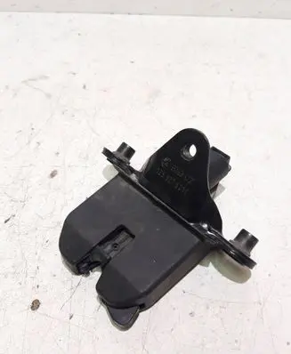 Skoda Octavia Mk2 (1Z) Tailgate/trunk/boot lock/catch/latch 1Z5827501C BN3CZ