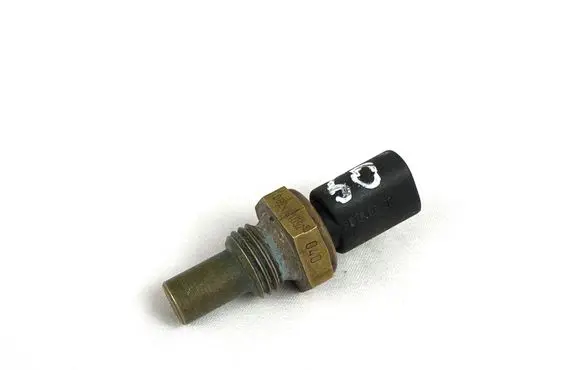 Mercedes-Benz Vito Viano W638 Coolant temperature sensor 0824121051