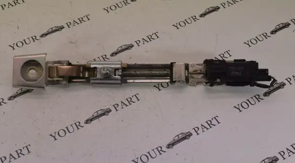 Lexus LS 460 - 600H Seat belt adjustment motor 8564250040
