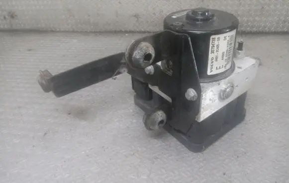 Volvo C30 ABS Pump 30794730AA 4N512C405GB
