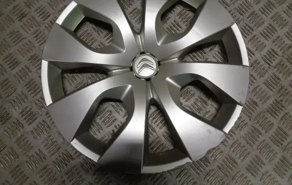 Citroen C4 Cactus R16 wheel hub/cap/trim 9805779877