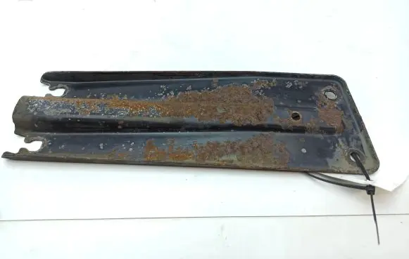 Gearbox mounting bracket