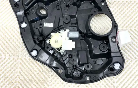 BMW 3 G20 G21 Rear door window regulator with motor 7432235