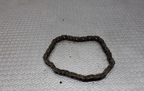 Audi A6 S6 C5 4B Oil pump chain 