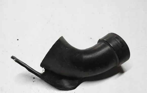 Toyota Auris 150 Intake resonator 177520R010