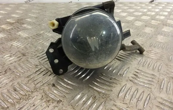 BMW 5 E60 E61 Front fog light 6910791